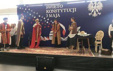 Gminne obchody 235. rocznicy uchwalenia Konstytucji 3 Maja oraz Święta Flagi Rzeczypospolitej Polskiej 8