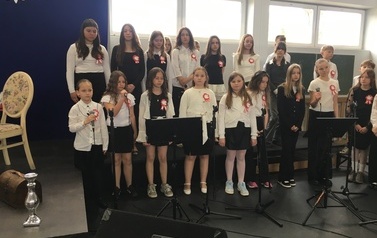 Gminne obchody 235. rocznicy uchwalenia Konstytucji 3 Maja oraz Święta Flagi Rzeczypospolitej Polskiej 12