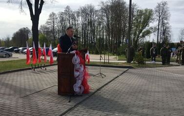 Gminne obchody 235. rocznicy uchwalenia Konstytucji 3 Maja oraz Święta Flagi Rzeczypospolitej Polskiej 21