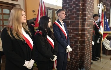 Gminne obchody 235. rocznicy uchwalenia Konstytucji 3 Maja oraz Święta Flagi Rzeczypospolitej Polskiej 55