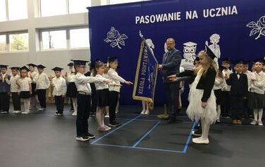 Ślubowanie uczni&oacute;w klas pierwszych - 2026/2027 17