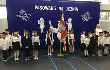 Ślubowanie uczni&oacute;w klas pierwszych - 2026/2027 30