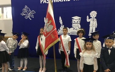 Ślubowanie uczni&oacute;w klas pierwszych - 2026/2027 36