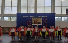 Dzień Babci i Dziadka w przedszkolu 8