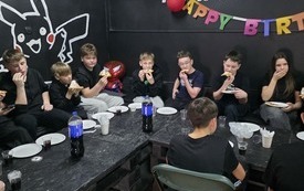 Wyjazd integracyjny klasy 6 a do Laser Tag w Ełku 1