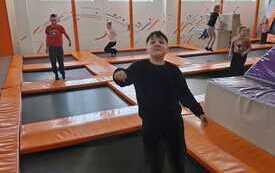 W parku trampolin 26