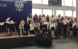 Gminne obchody 235. rocznicy uchwalenia Konstytucji 3 Maja oraz Święta Flagi Rzeczypospolitej Polskiej 13