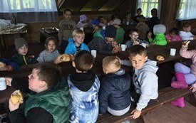Wycieczka klas 0 a i 0 b do Giż 13