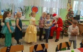 Choinka klas 0 - 3 28