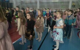 Choinka klas 0 - 3 44