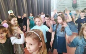 Choinka klas 0 - 3 59