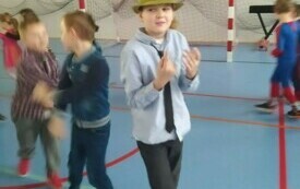 Choinka klas 0 - 3 71