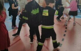 Choinka klas 0 - 3 86