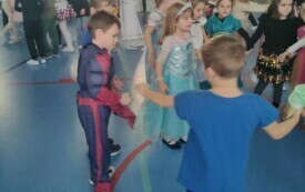 Choinka klas 0 - 3 89
