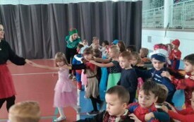 Choinka w przedszkolu 35