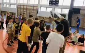 Karnawałowe zabawy integracyjne 6