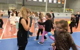 Karnawałowe zabawy integracyjne 22