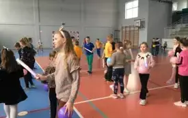 Karnawałowe zabawy integracyjne 30