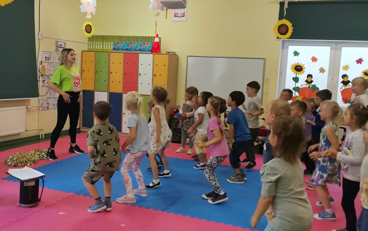 Zdjęcie do Pokaz tańca TAN-MUZ