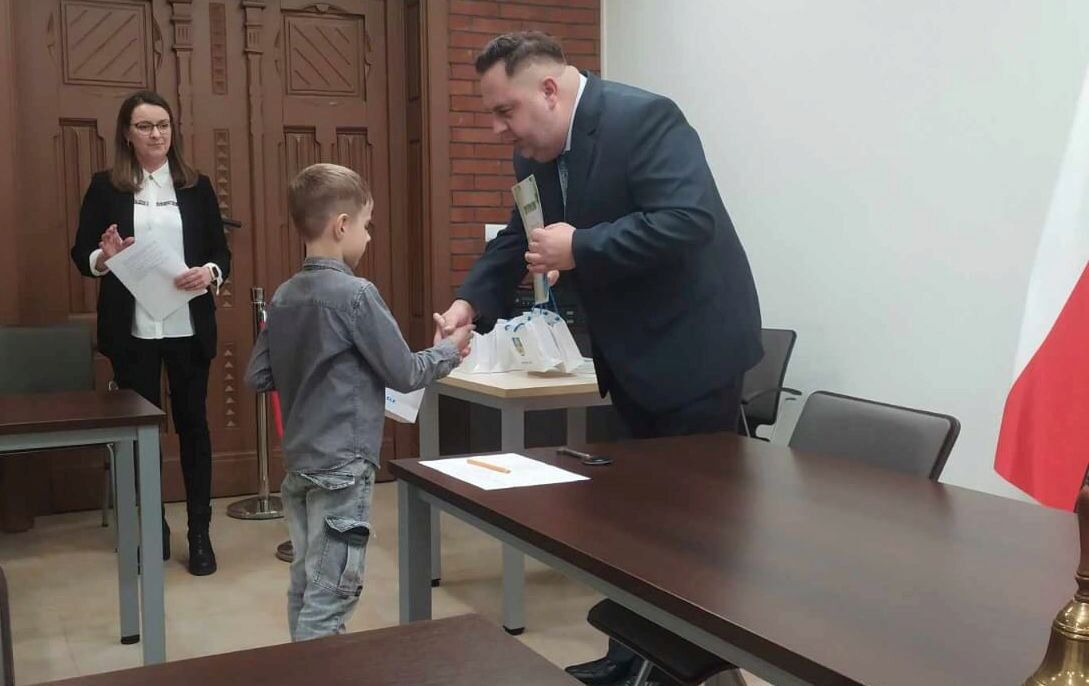 Zdjęcie do  Rozdanie nagr&oacute;d w konkursie "W zdrowej atmosferze" 