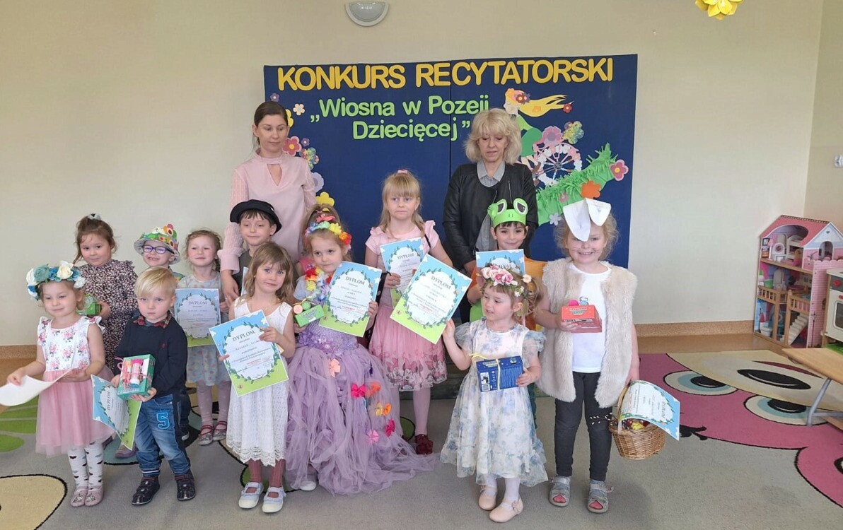 Zdjęcie do Konkurs Recytatorski "Wiosna w poezji dziecięcej"