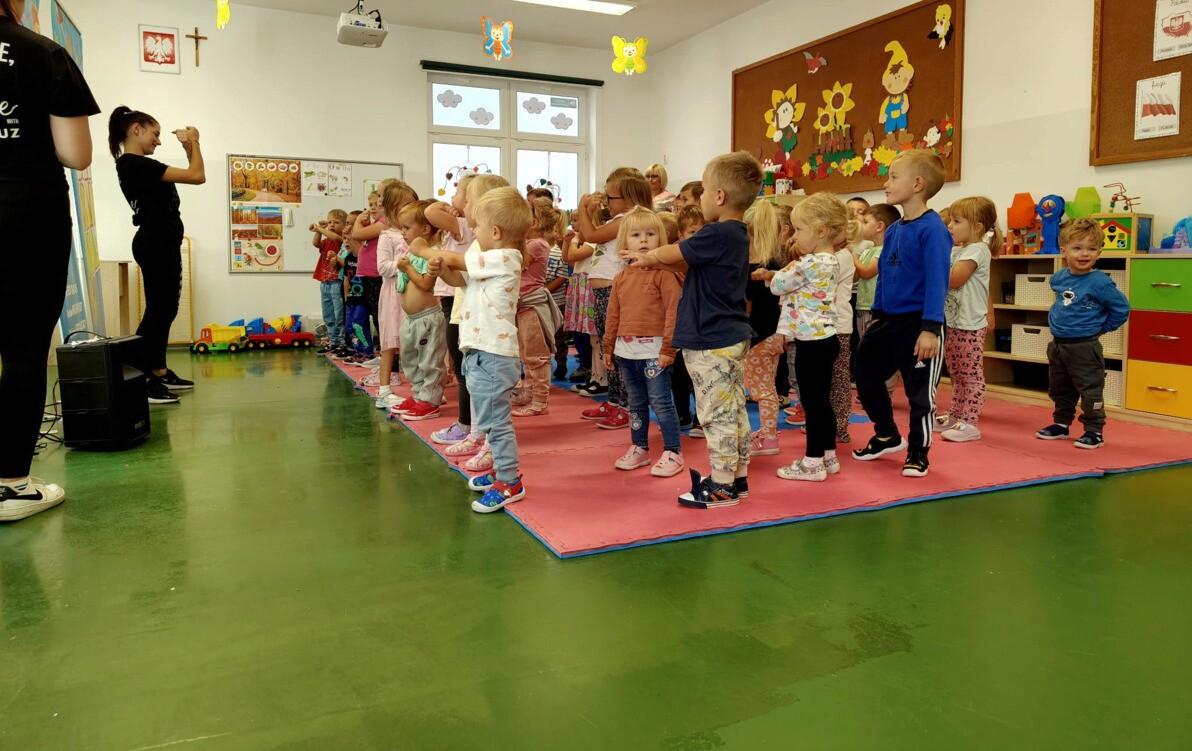 Zdjęcie do Pokaz tańca&nbsp;"TANMUZU"